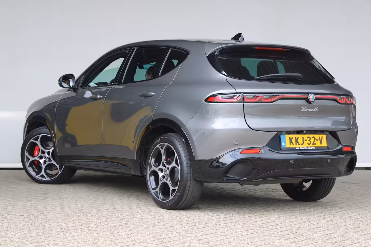 Alfa Romeo Tonale 1.5T Hybrid Veloce | Lederen bekleding | Adaptieve cruise control | Stoelventilatie voor |