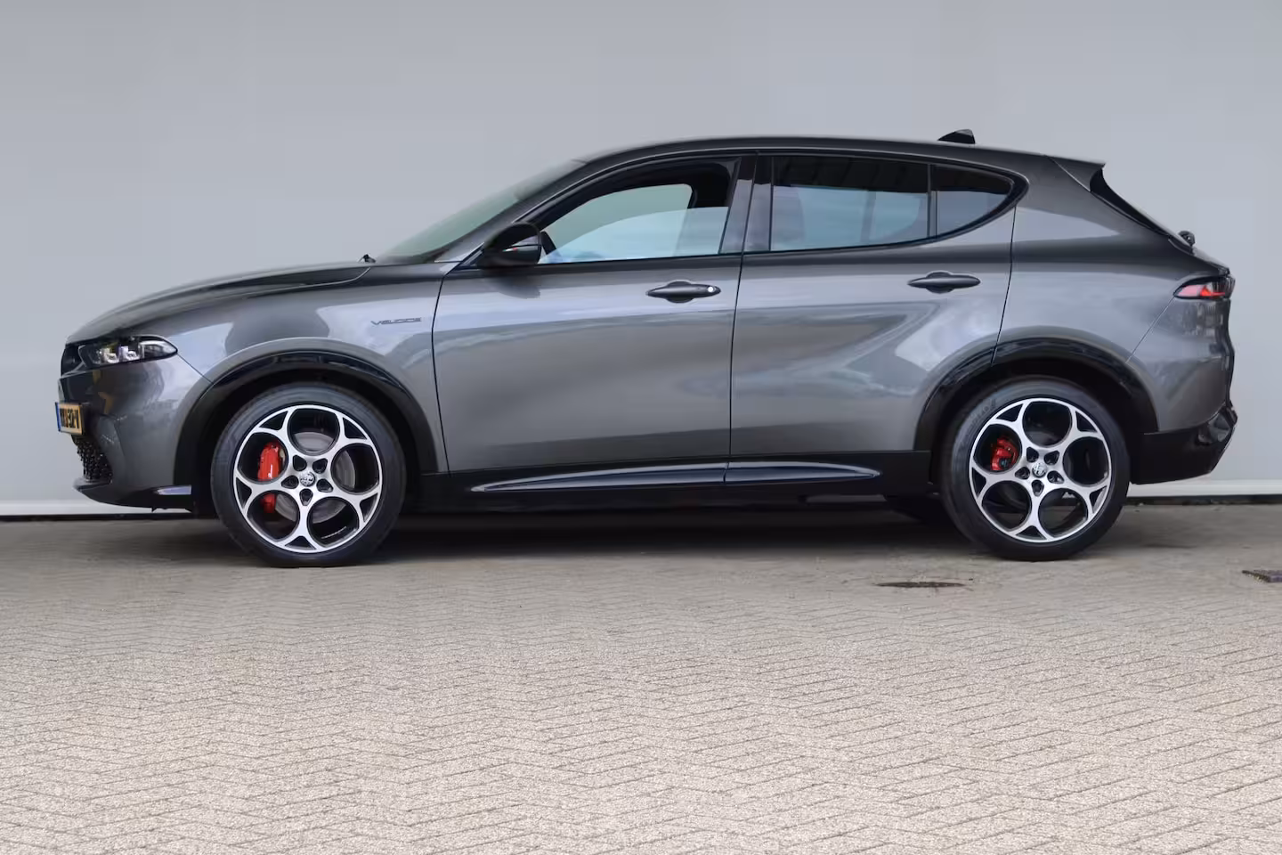 Alfa Romeo Tonale 1.5T Hybrid Veloce | Lederen bekleding | Adaptieve cruise control | Stoelventilatie voor |
