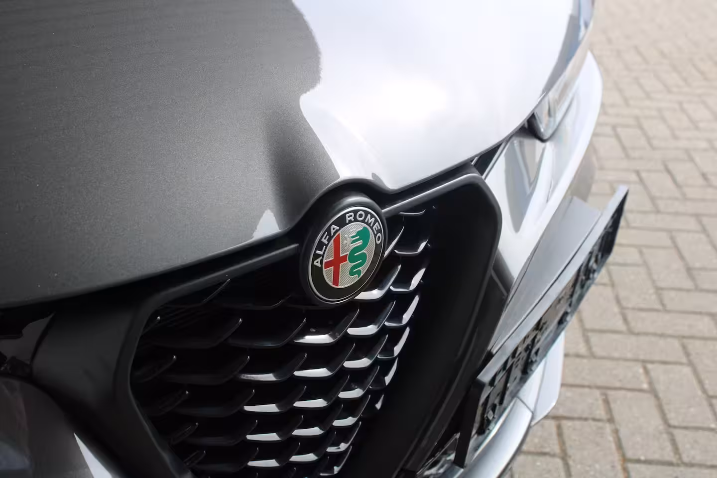 Alfa Romeo Tonale 1.5T Hybrid Veloce | Lederen bekleding | Adaptieve cruise control | Stoelventilatie voor |