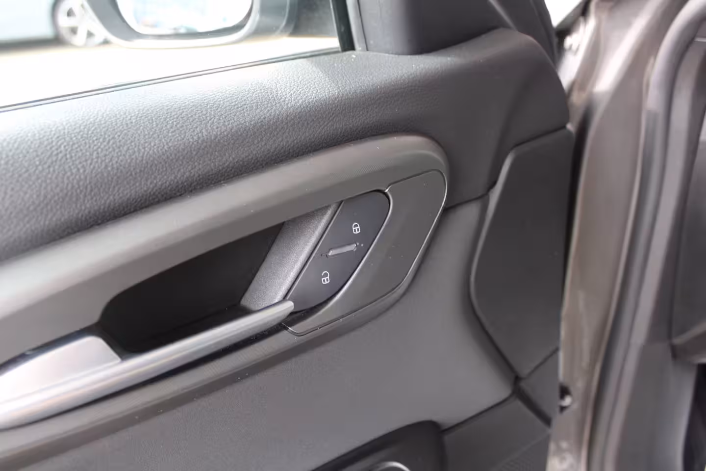 Alfa Romeo Tonale 1.5T Hybrid Veloce | Lederen bekleding | Adaptieve cruise control | Stoelventilatie voor |