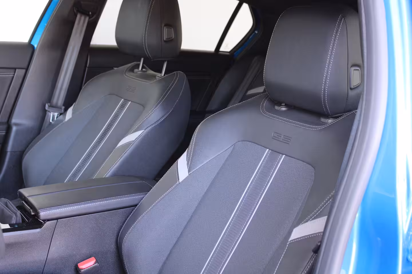 Opel Astra Electric 54 kWh GS | 360 Camera | Adaptieve cruise control | Apple carplay & Android auto | Keyless