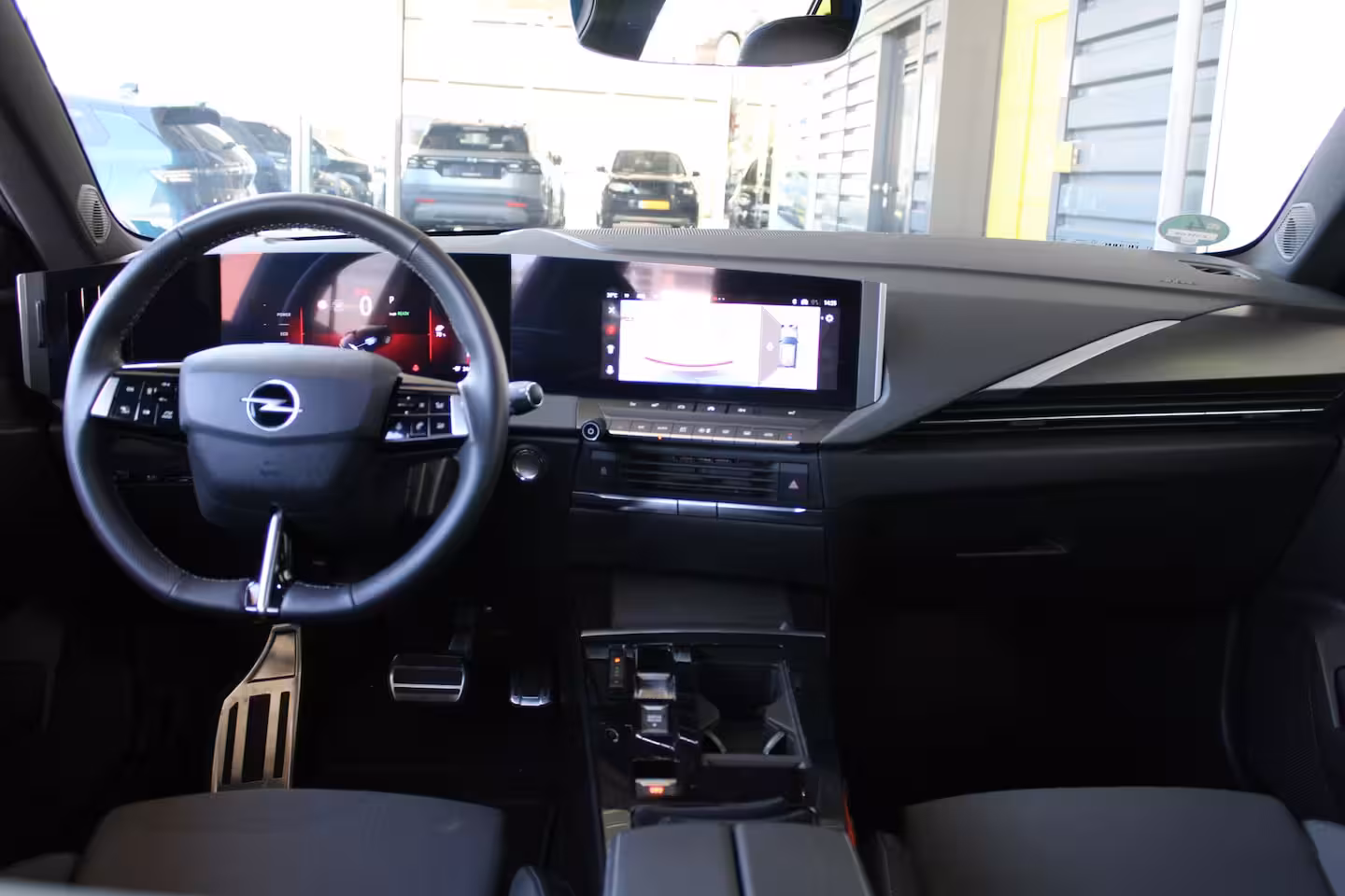 Opel Astra Electric 54 kWh GS | 360 Camera | Adaptieve cruise control | Apple carplay & Android auto | Keyless