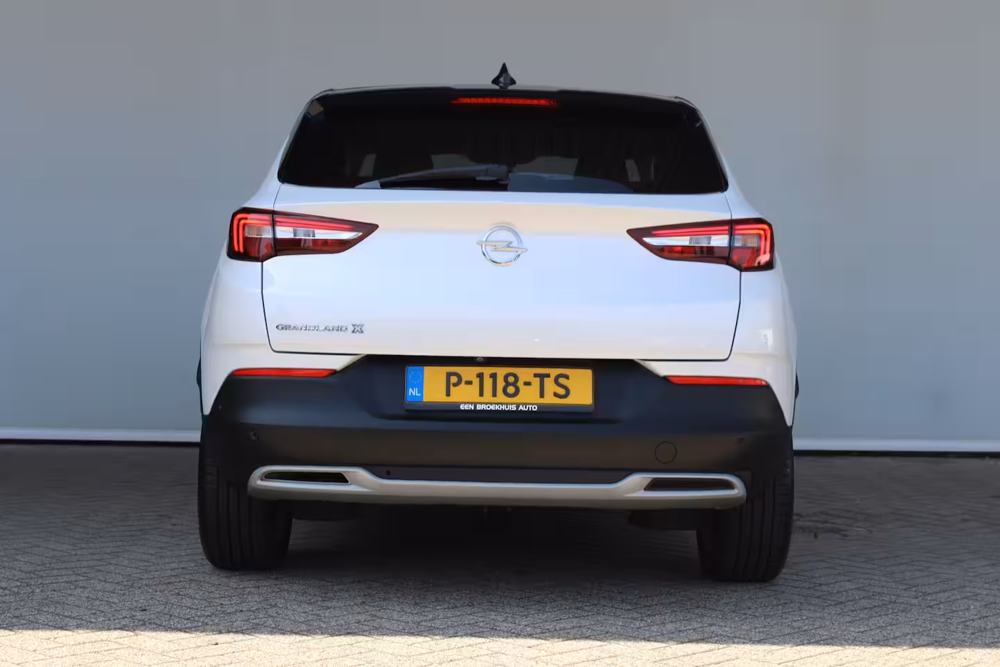 Opel Grandland X 1.6 Turbo Ultimate | 360 Camera | Achterbankverwarming | Afneembare trekhaak | Cruise cont