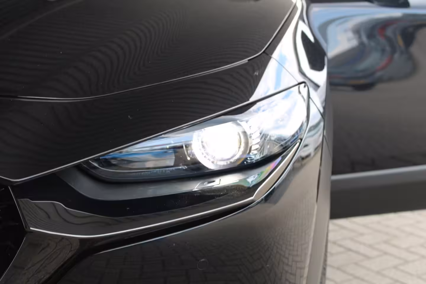 Mazda CX-30 2.0 e-SkyActiv-X M Hybrid Nagisa | Navigatie | Camera | Head-up display | Stoelverwarming