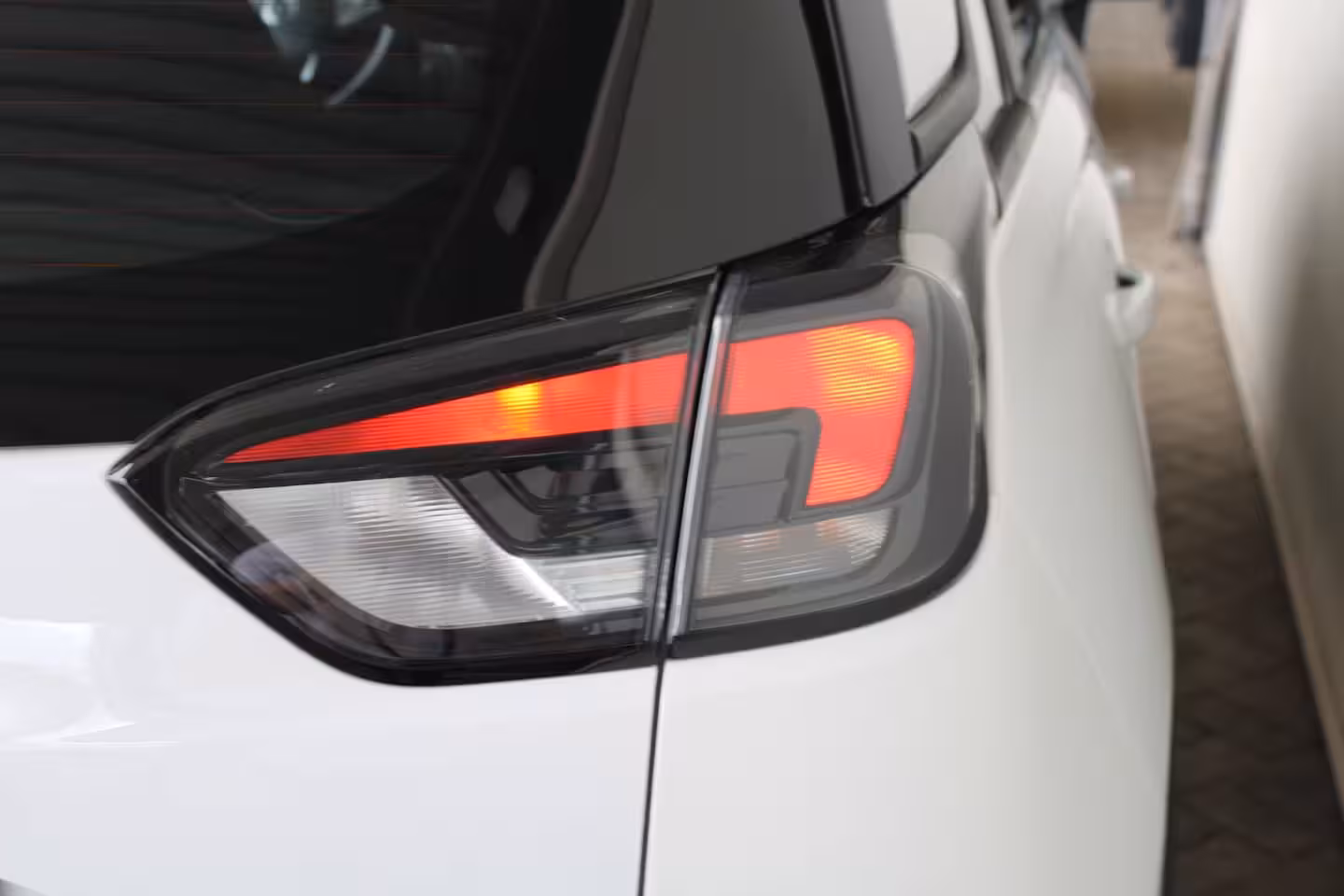 Opel Crossland 1.2 Edition | Navigatie | Cruise control | LED koplampen | Apple Carplay/ Android Auto |