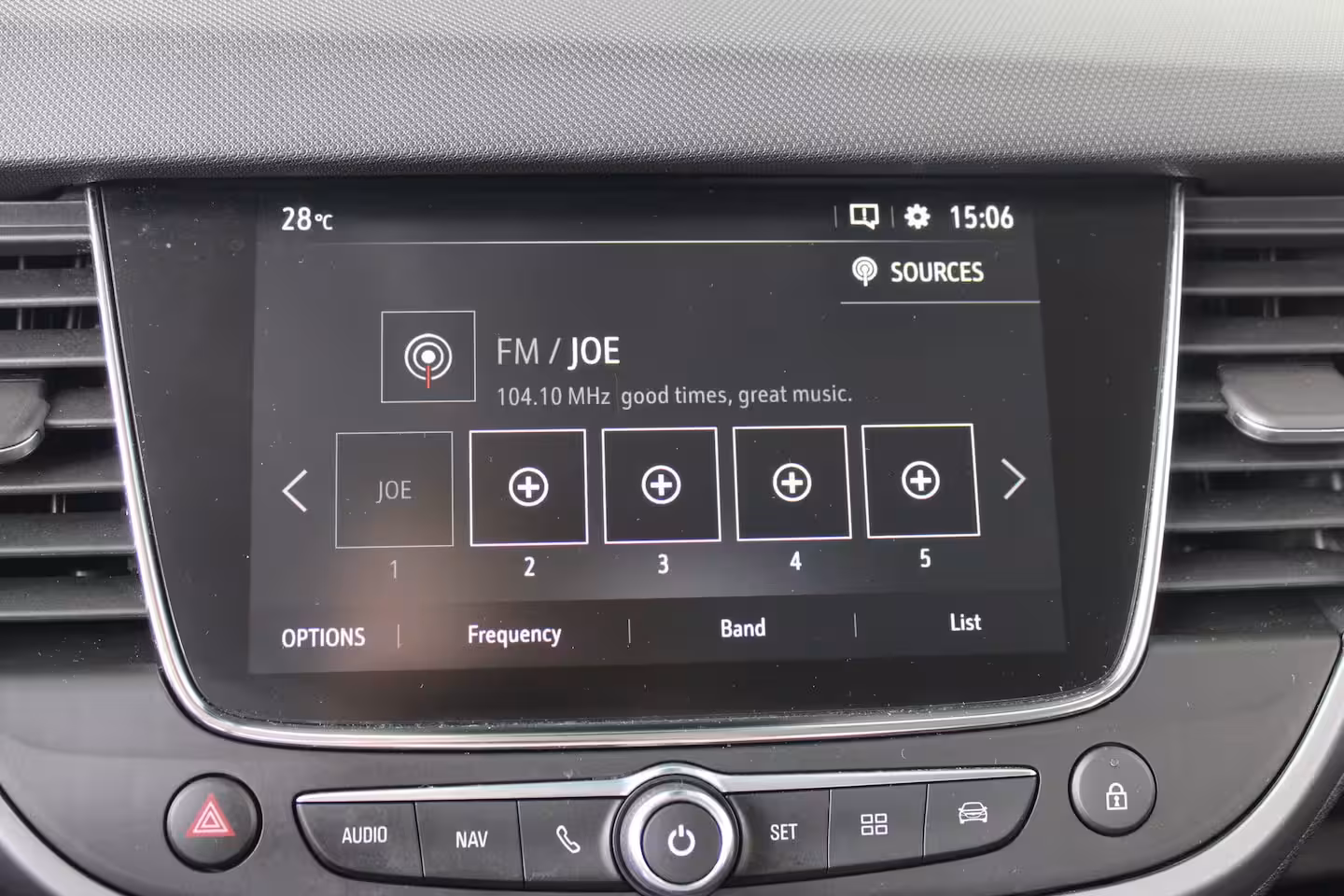 Opel Crossland 1.2 Edition | Navigatie | Cruise control | LED koplampen | Apple Carplay/ Android Auto |