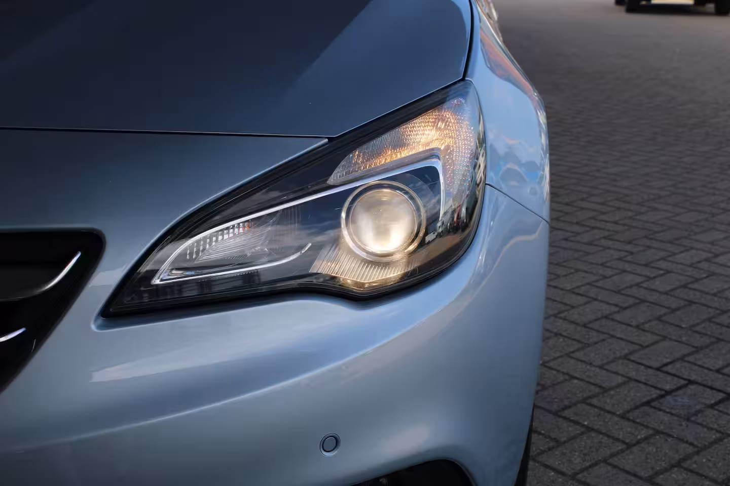 Opel Cascada 1.4 Turbo ecoFLEX Cosmo | AGR stoelen | Lederen bekleding | Navi | Parkeersensoren |
