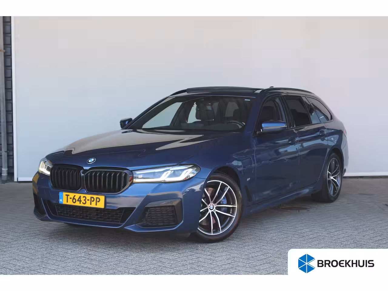 BMW 5-serie Touring 530e xDrive High Executive | M Sport | SOH 83% | Alcantara bekleding | Harman kardon audio