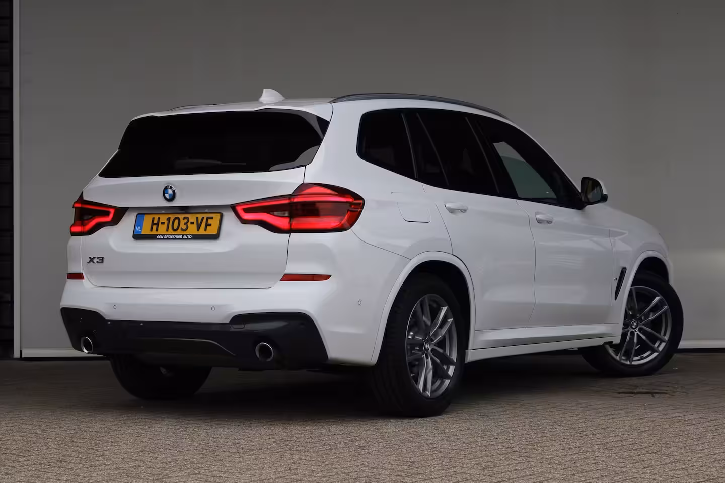 BMW X3 xDrive30e High Executive | M-sport | SOH 86% | Head-up display | Lederen bekleding | Memor