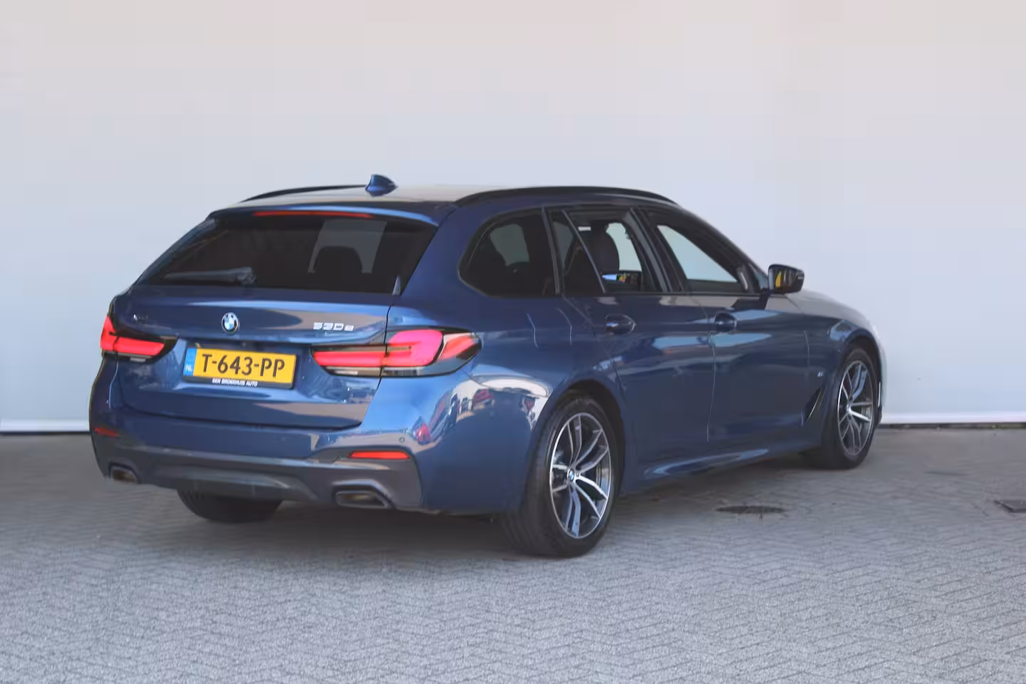 BMW 5-serie Touring 530e xDrive High Executive | M Sport | SOH 83% | Alcantara bekleding | Harman kardon audio