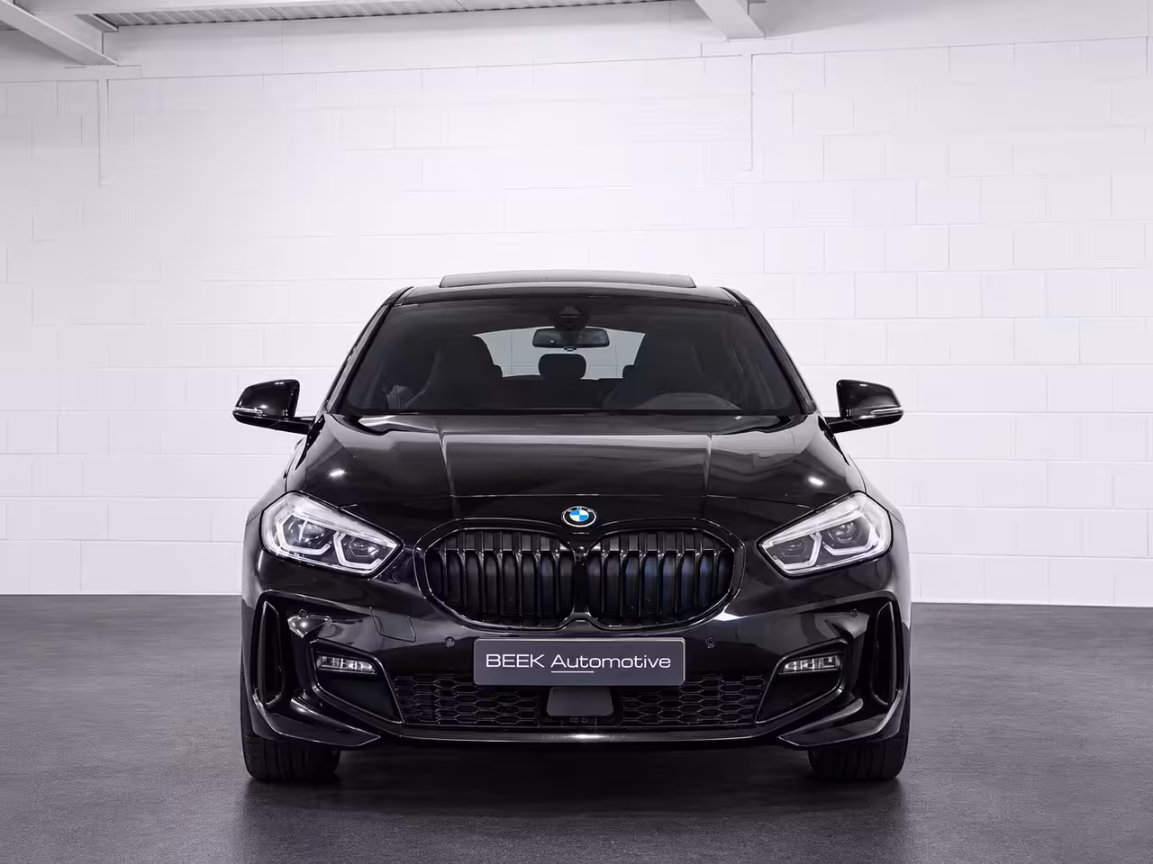 BMW 1-serie 118i | M Sport. Pro | HuD | Harman Kardon | KUIPSTOELEN