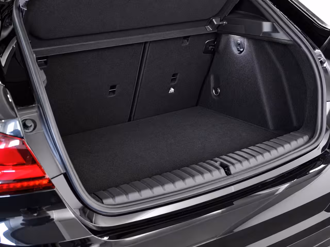 BMW 1-serie 118i | M Sport. Pro | HuD | Harman Kardon | KUIPSTOELEN