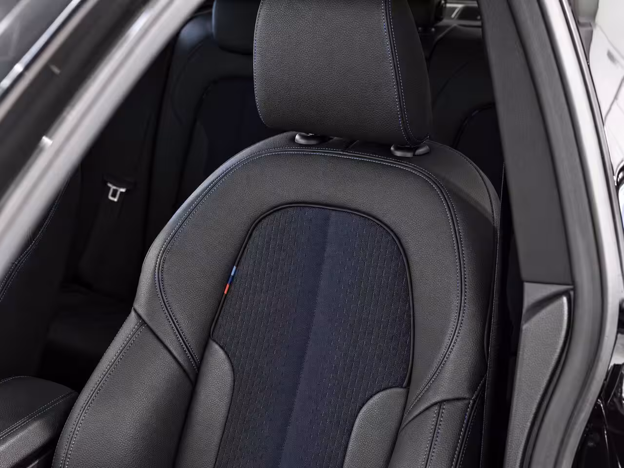 BMW 2-serie Gran Coupé 218i | M Sport | NAP | PANO | H/K