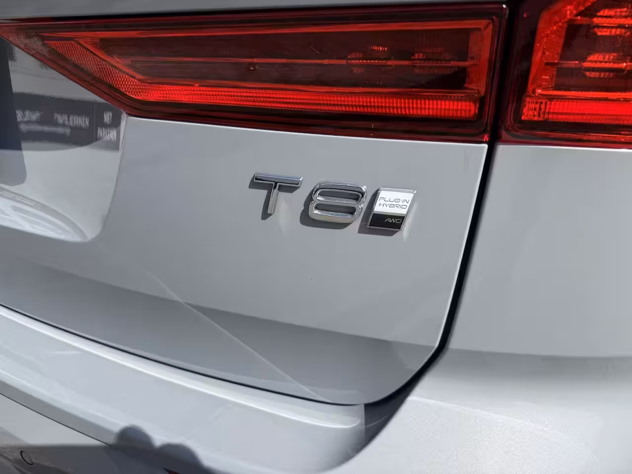 Volvo XC60 2.0 T8 Plug-in hybrid AWD Plus Black Edition