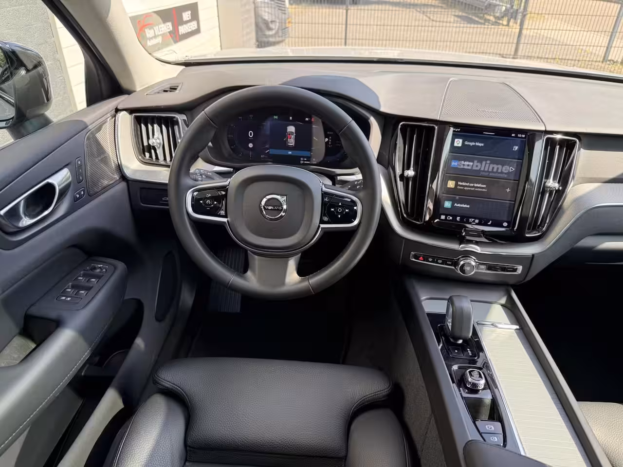 Volvo XC60 2.0 T8 Plug-in hybrid AWD Plus Black Edition