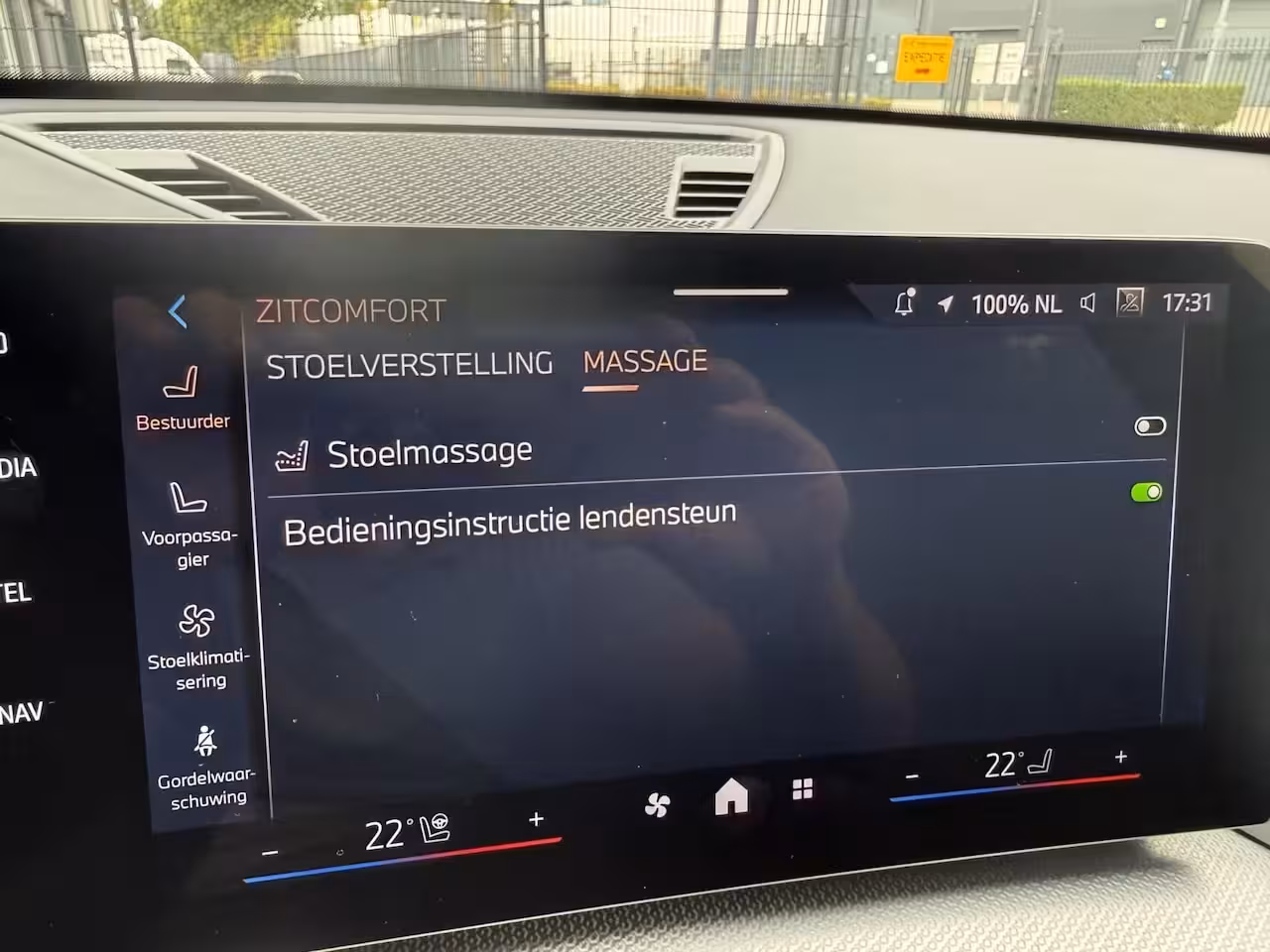 BMW X1 xDrive30e M SPORT MASSAGE , PANO , LEER , HEAD UP