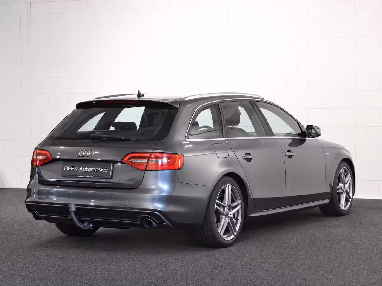 Audi A4 Avant 1.8 TFSI S Edition | B&O | Trekhaak | Cruise Control