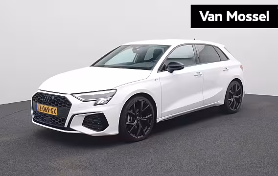 Audi A3 Sportback 30 TFSI S edition | Navigatie | Airco | 19 Inch Velgen Zwart | Optiek zwart pakket | Cruis