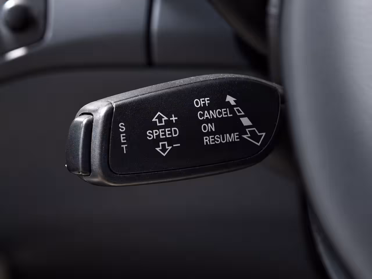 Audi A4 Avant 1.8 TFSI S Edition | B&O | Trekhaak | Cruise Control