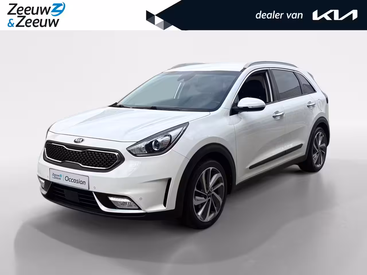 Kia Niro 1.6 GDi Hybrid ExecutiveLine | Trekhaak | Stoel verwarming en koeling | Lederen bekleding