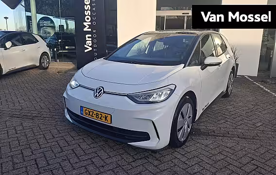 Volkswagen ID.3 Pure Oranje Edition 52 kWh 170 PK | EM | Parkeersensoren | Apple Carplay | Android Auto |