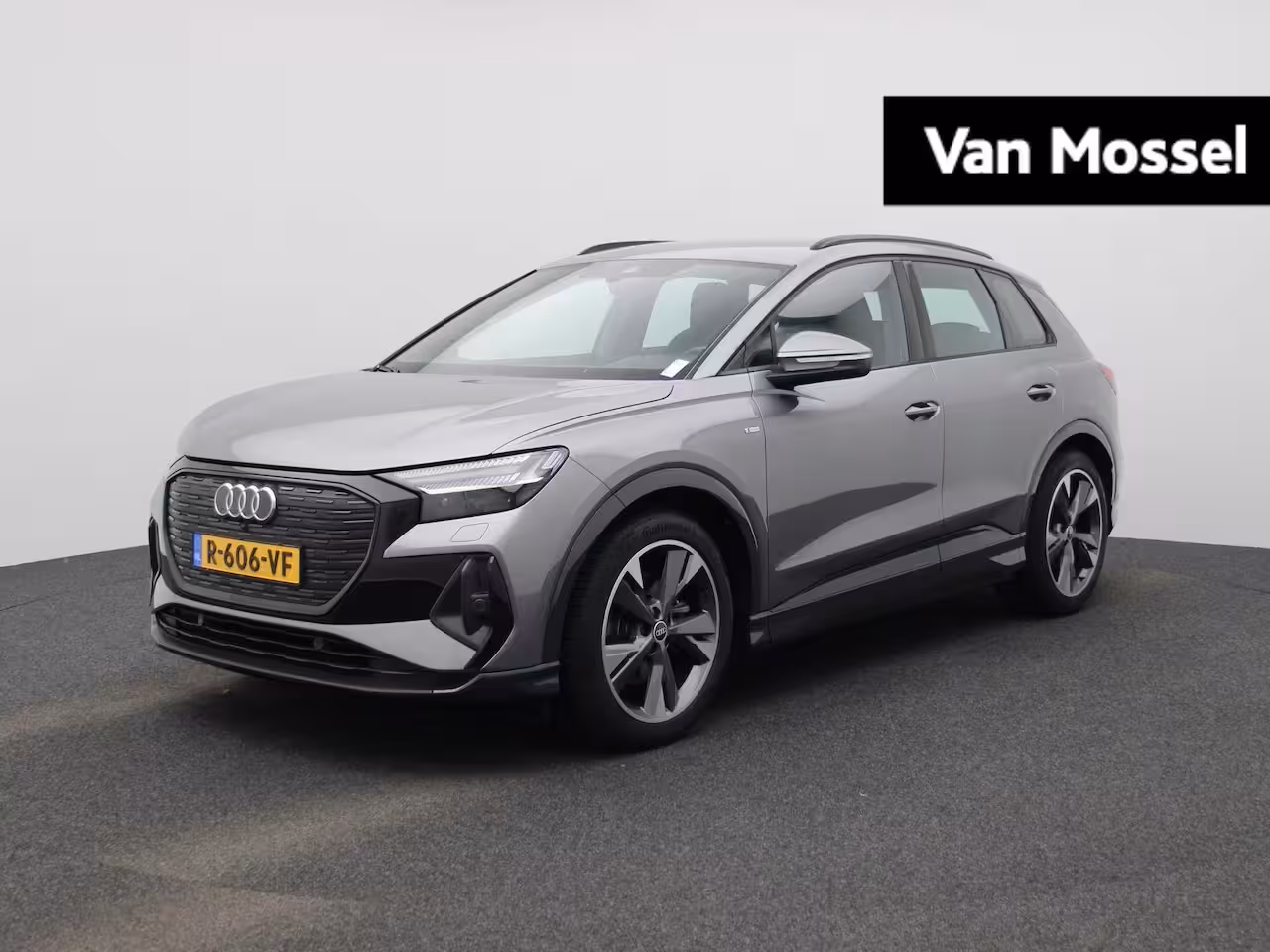 Audi Q4 e-tron 35 S edition 55 kWh 170 PK | S-line | Automaat | Navigatie | Camera | Stoelverwarming | SO