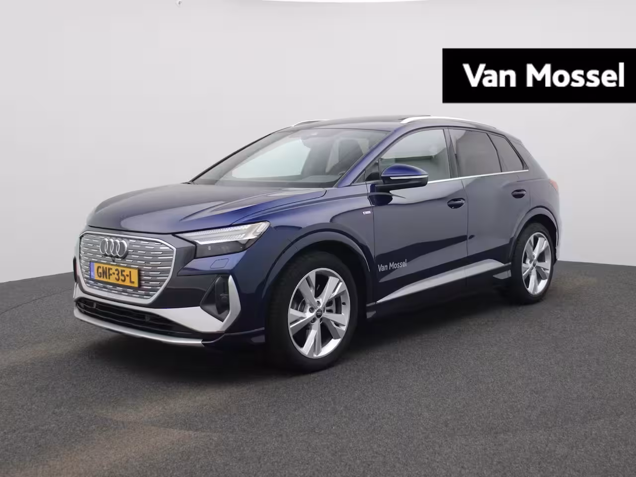 Audi Q4 e-tron 45 Edition 82 kWh | Demo | Glazen panoramadak l Cruise control l Parkeersensoren l Airco l