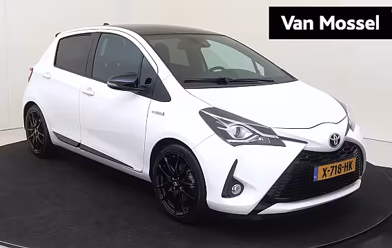 Toyota Yaris 1.5 Hybrid GR-Sport | LM velgen | sportstoelen | bluetooth