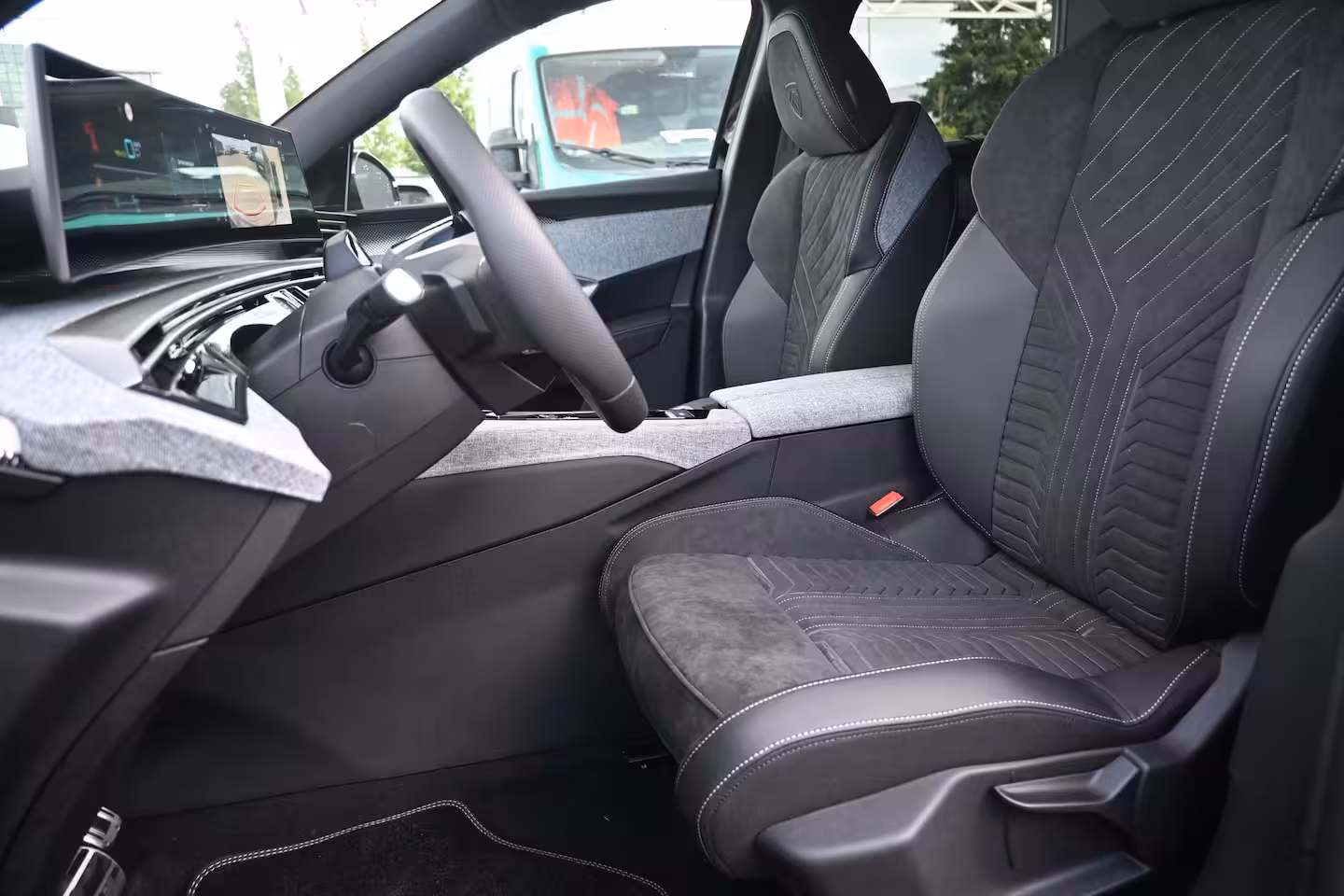 Peugeot 5008 GT | Adaptieve cruise control met Stop&Go functie | LED 3D-achterlichten | Pack Safety Plu