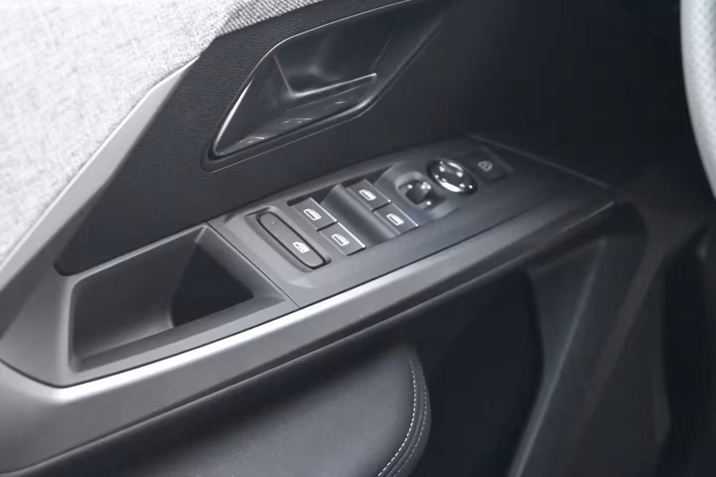 Peugeot 5008 GT | Adaptieve cruise control met Stop&Go functie | LED 3D-achterlichten | Pack Safety Plu