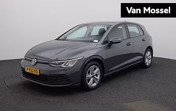 Volkswagen Golf 1.5 TSI Life 131 PK | Stoelverwarming | Stuurwielverwarming | Parkeersensoren | Apple CarP