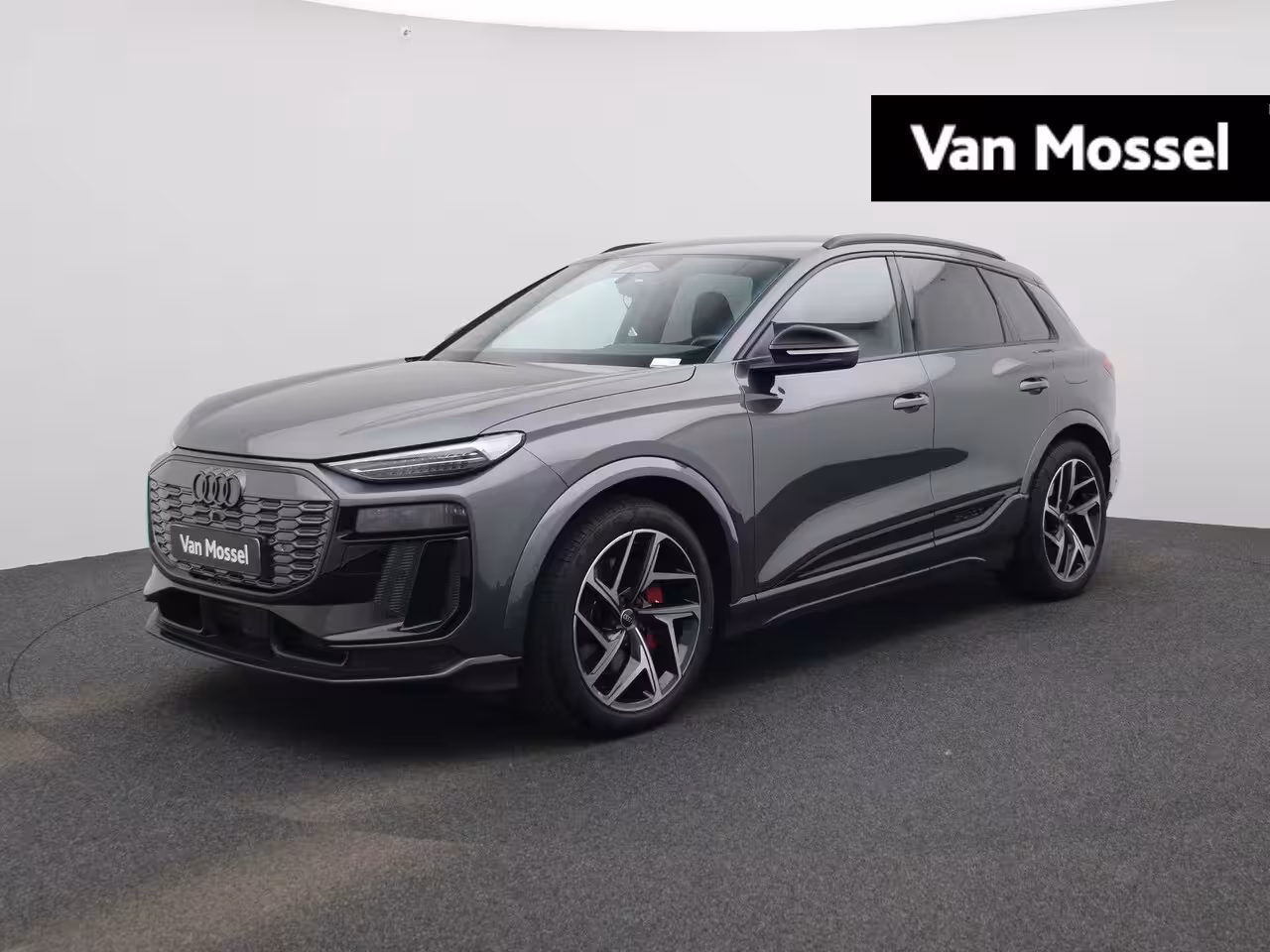 Audi Q6 SQ6 e-tron quattro 100 kWh 490 PK | Adaptive cruise control | 360 graden camera | Dodehoekdetectie |