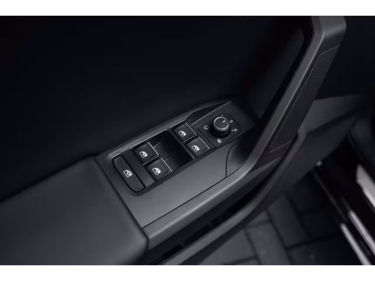 Seat Leon Sportstourer FR Business - eHybrid | Achteruitrijcamera | Automatisch dimmende binnenspiegel | Dakhemel