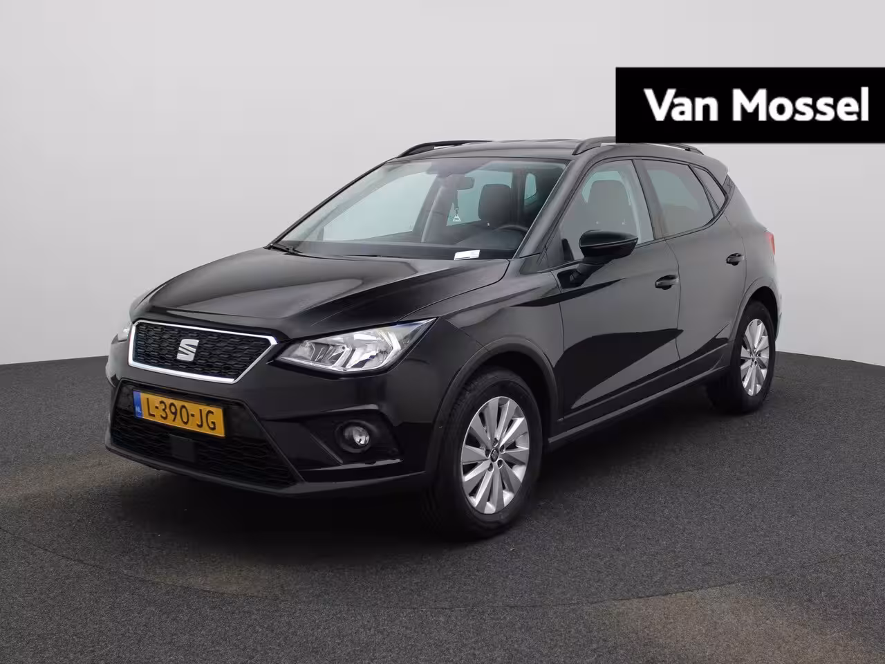 Seat Arona 1.0 TSI Business Intense | ACHTERUITRIJCAMERA | PARKEERSENSOREN VOOR EN ACHTER | ACC | NAV