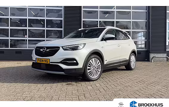 Opel Grandland X 1.6 Turbo 225pk Hybrid innovation | Camera voor & achter | Dode hoek detectie | Apple Carp
