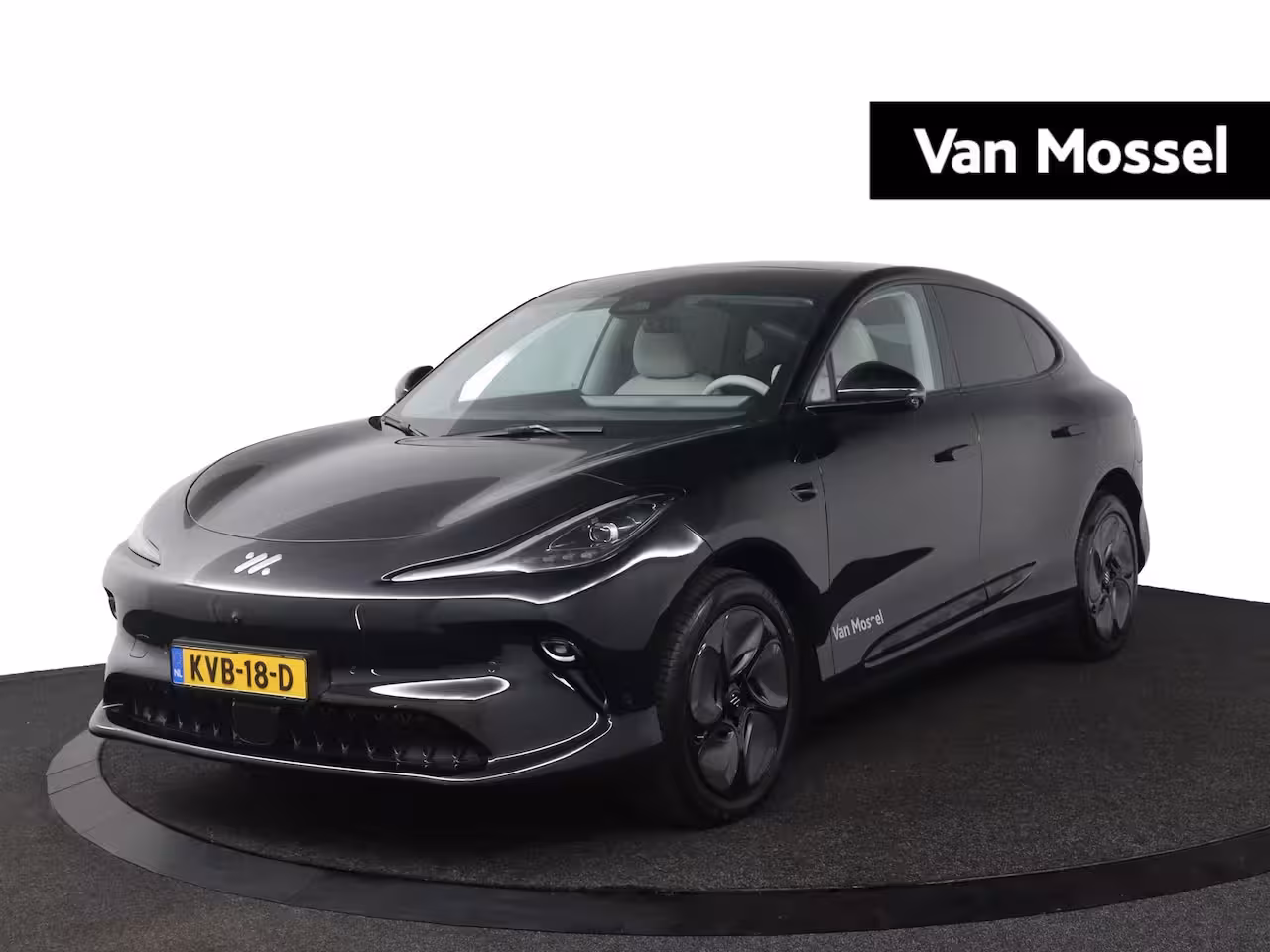 MG IM6 Long Range RWD 100kWh 4 Wiel besturing | 800V Technologie | 625 km actieradius | 17 minute