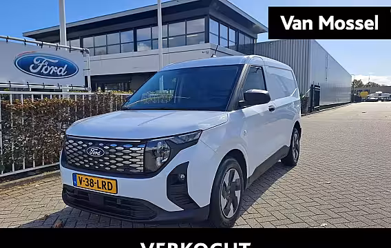 Ford E-Transit Cour. Trend 44 kWh | Achteruitrijd Camera | Trekhaak | Navigatie | Adaptieve Cruise Control |