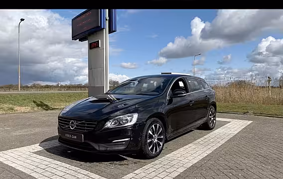 Volvo V60 2.0 D2 Momentum Business Automaat