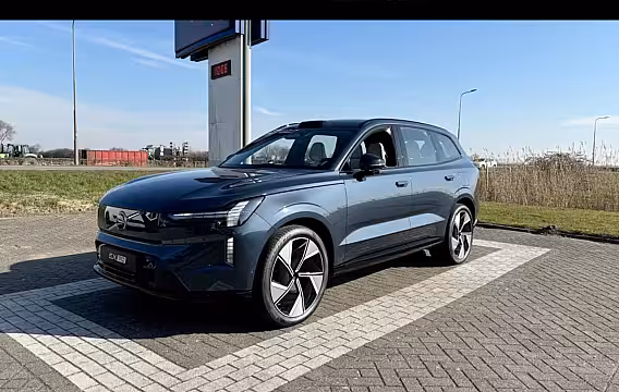 Volvo EX90 Twin Motor Performance Full Options Ultra B&W Luchtvering