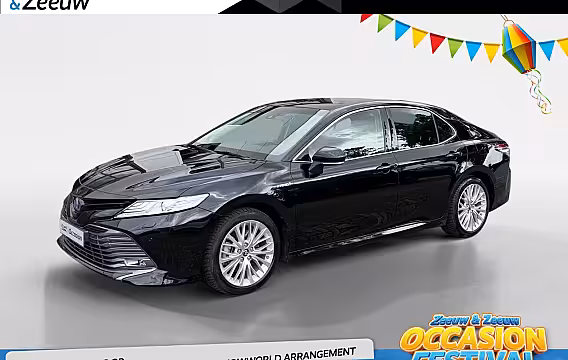 Toyota Camry 2.5 Hybrid Premium LM VELGEN | LEDER | STOELVERWARMING | CRUISE | NAVI | APPLE CARPLAY EN