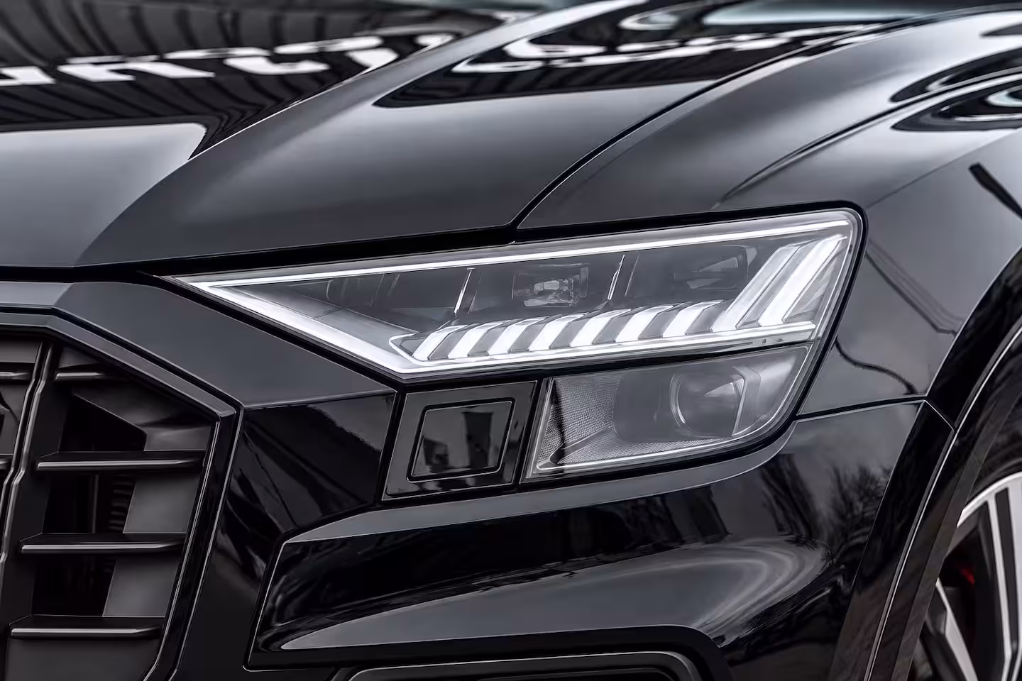 Audi Q8 55 TFSI e quattro Pro Line 360 CAM | LUCHTVERING |