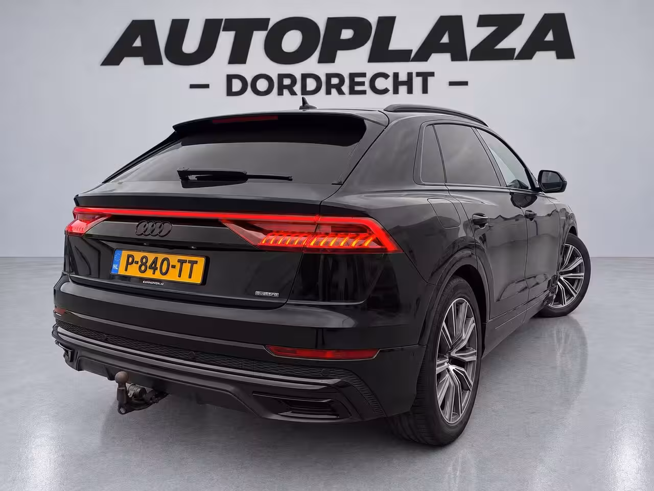 Audi Q8 55 TFSI e quattro Pro Line 360 CAM | LUCHTVERING |