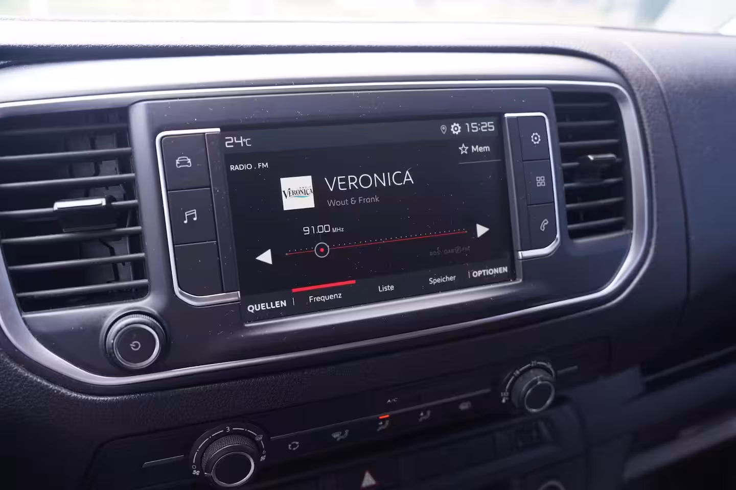 Fiat Scudo 2.0 MultiJet 145 pk L2H1 Airco, Apple Carplay Cruise Control, Laadruimte Pakket, PDC achte