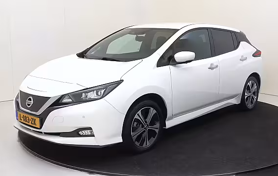 Nissan LEAF e+ N-Connecta 62 kWh |BTW| AUTOMAAT | Navigatie | 360 Camera| Cruise & Climate Control