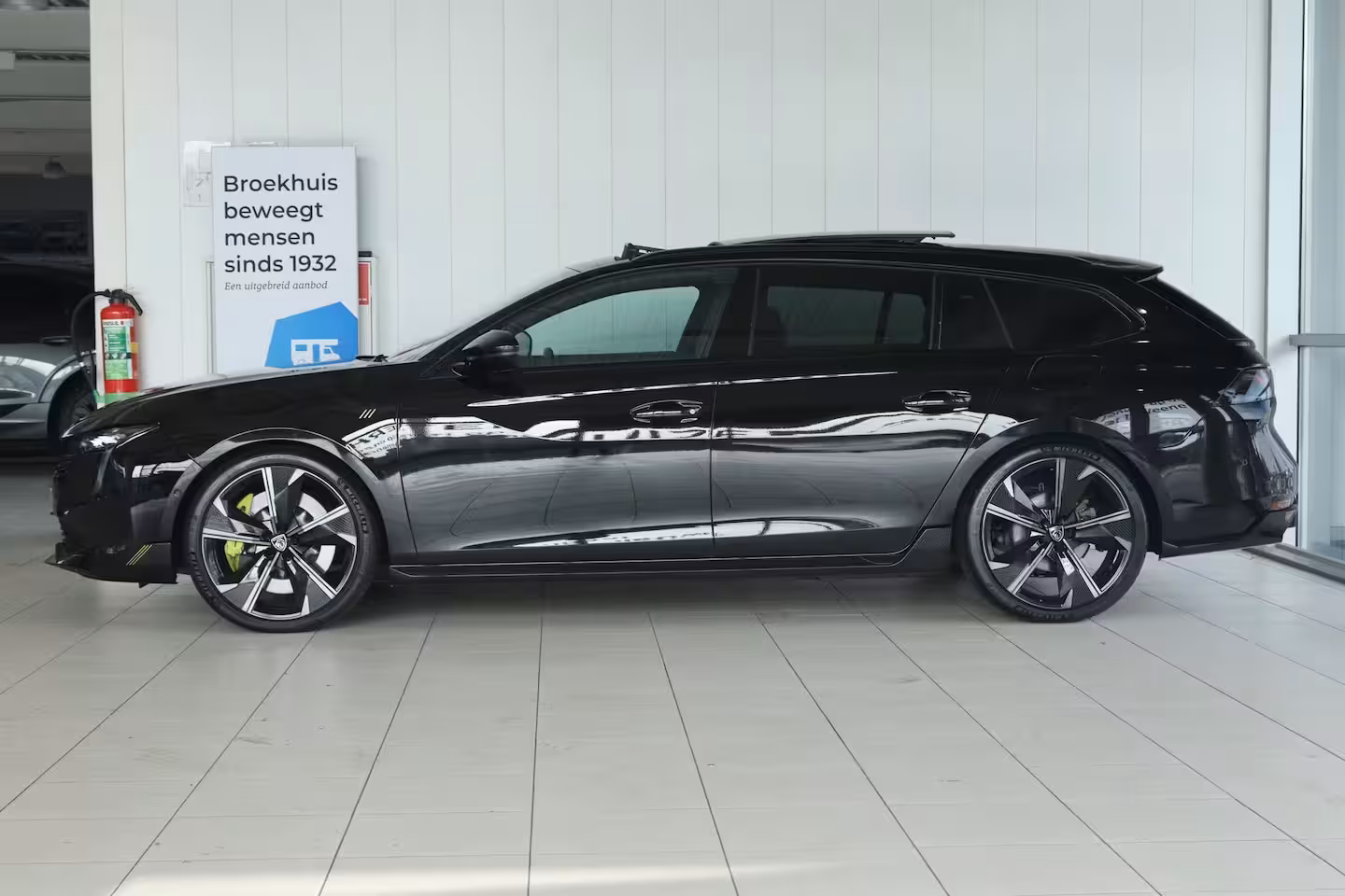 Peugeot 508 SW 1.6 HYbrid PSE 360PK | Schuifdak | Nightvision | Focal | 360 Camera | Massage | MATRIX | A