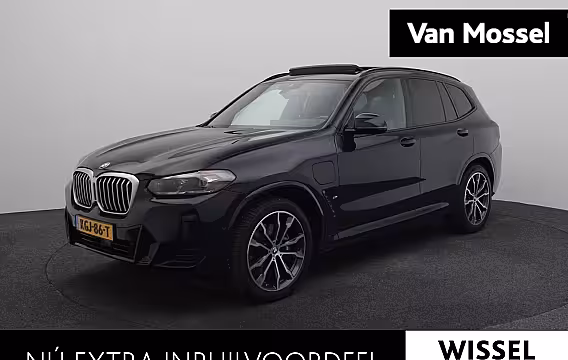 BMW X3 xDrive30e High Executive | M-Sport | Pano| | HK Audio | HUD | | ACC | Memory | All Season