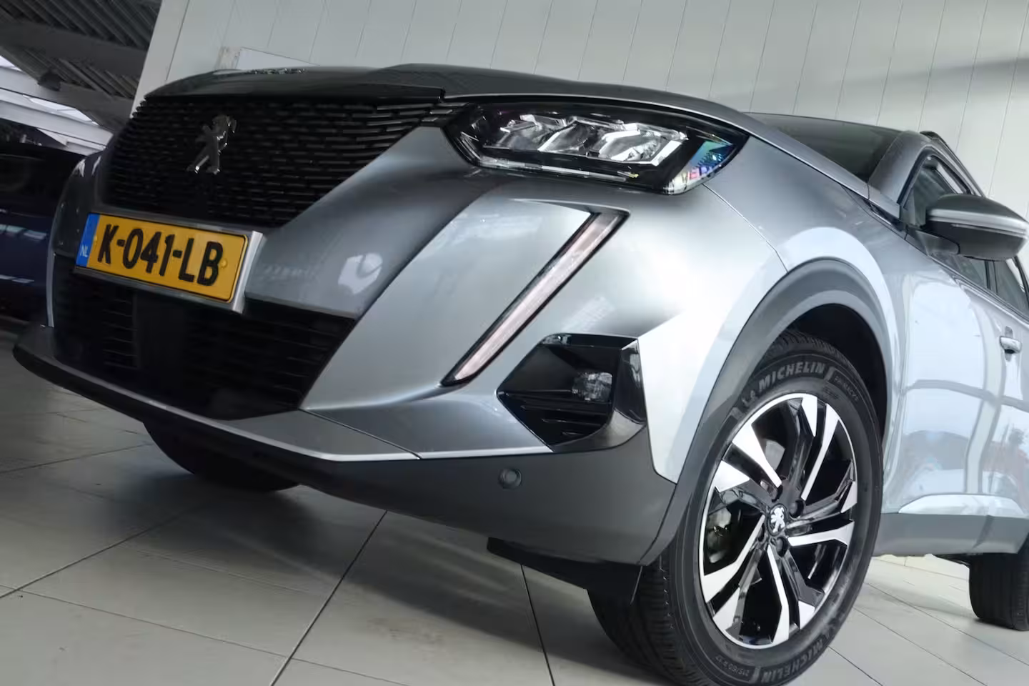 Peugeot 2008 1.2 Turbo Allure | Cruise Control | Camera | Navi | Keyless | LED | Carplay | Climate | i