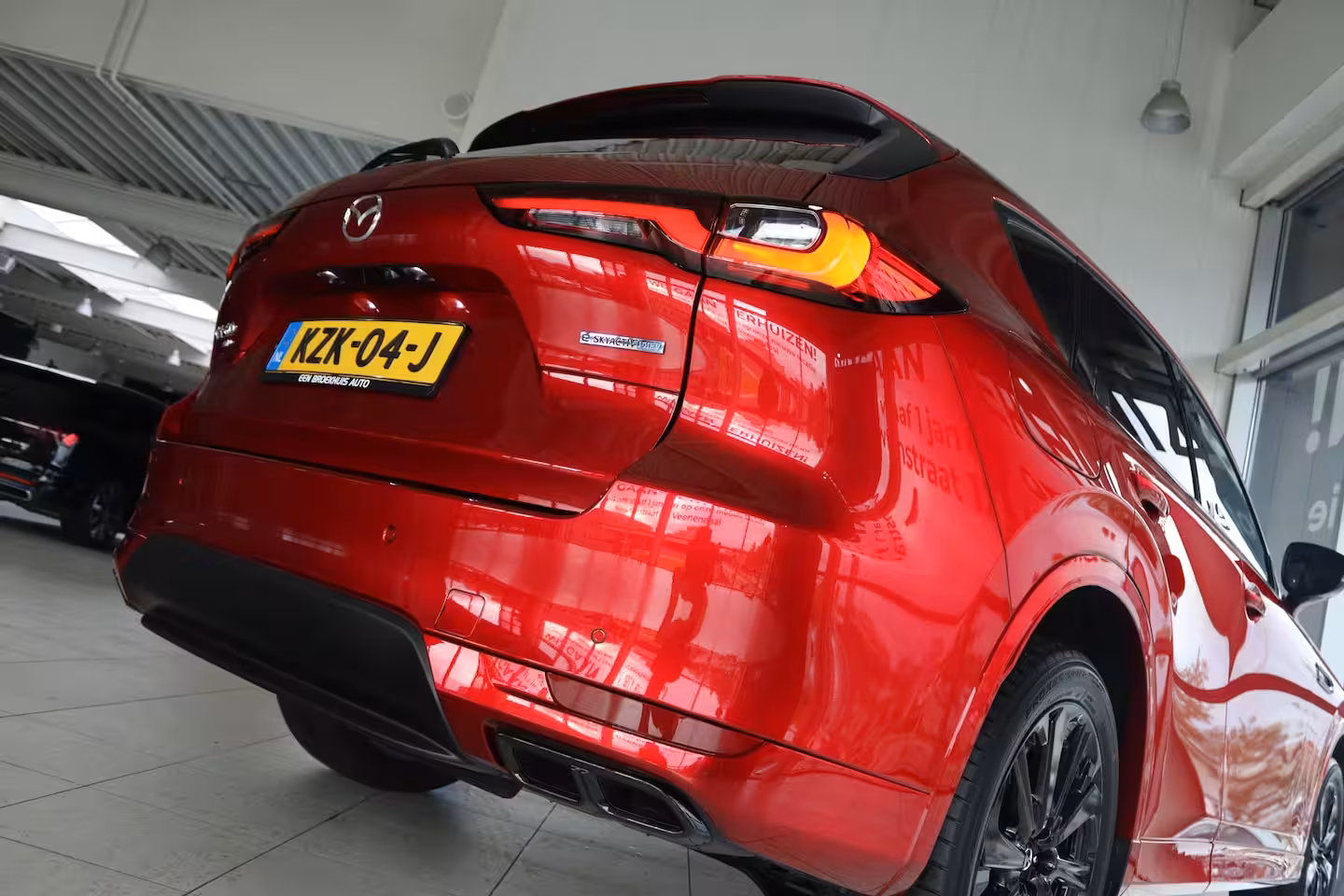 Mazda CX-60 2.5 e-SkyActiv PHEV Homura Plus | Nieuwe Auto | Schuifdak | 360 Camera | Stoelventilatie |
