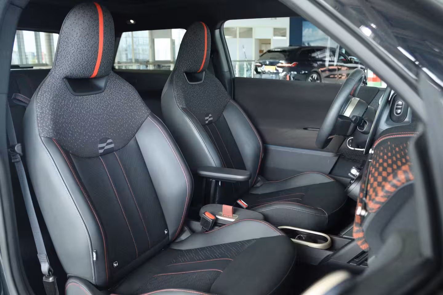 Mini Electric 3-Deurs Cooper SE John Cooper Works XL 54.2 kWh 371KM Range | SOH 96% | Adapt. Cruise | St