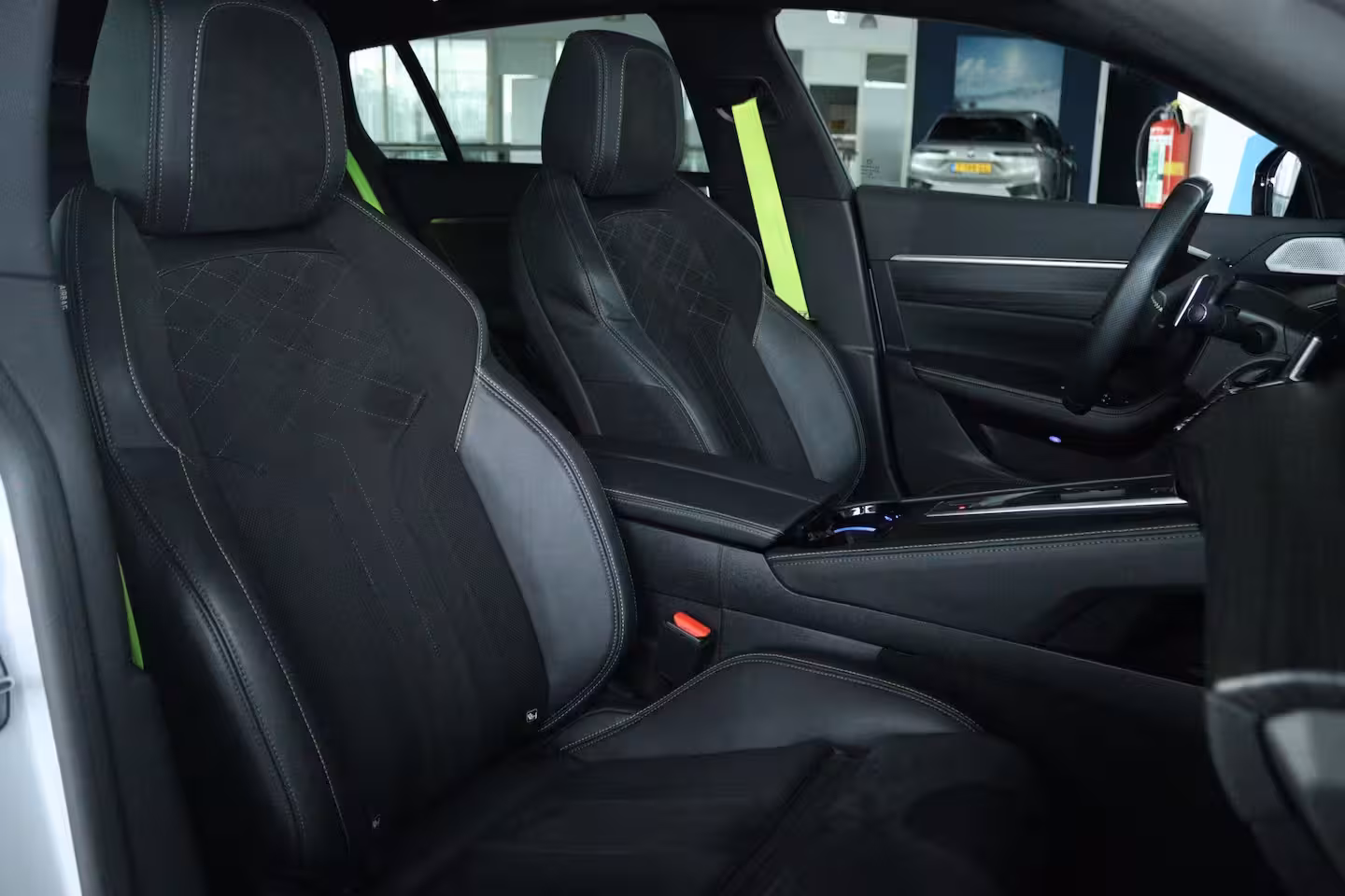 Peugeot 508 SW 1.6 HYbrid PSE 360PK | SoH 99% | Trekhaak | Schuifdak | Nightvision | Focal | 360 Camera |